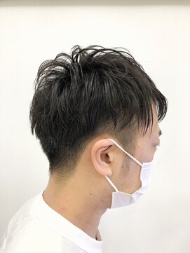 ヘッズ 本八幡店(HEADS) ショート　マッシュ　ショートボブ　HEADS 市川　学割　イルミナ
