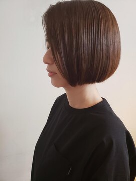 トップヘアー ガーデンヴィラ 安城(Garden Villa) 潤いと艶のショートボブ/アースカラー/ニュアンスカラー