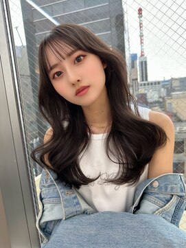 アフロートリノ(AFLOAT Leino) レイヤーロング　顔まわり　くびれヘア　顔まわりレイヤー