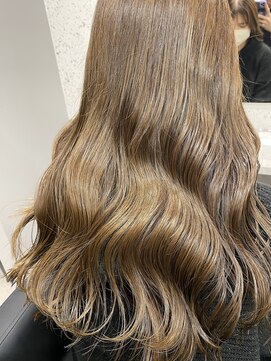 アデプト 北千住店(adept) ★艶髪　韓国風　ミルクティーカラー【北千住】