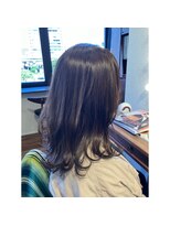 エルサフィロ キタハマ(el zafiro kitahama)&nbsp;20×30×40代×グレージュカラー×外ハネスタイル×ツヤカラー