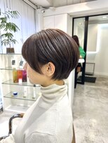 大人かわいい小顔ショートショートヘア30代40代50代白髪ぼかし