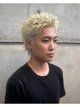 オーシャントーキョー ホワイト 原宿(OCEAN TOKYO WHITE) スパイキーヘアベリーショート短髪アップバングフェード