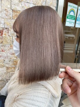 ルーブ トウキョウ(Loob. TOKYO) ハイトーンカラーミルクティーベージュピンクベージュ韓国30代