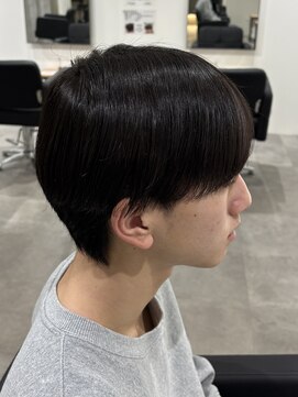 ヒュイル バイ ニアウ(Hwyl by Niau) MEN’S HAIR/曲がる縮毛矯正/シースルーマッシュ/伊勢崎