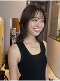 レイヤーカットレイヤーミディアムアッシュベージュ30代40代