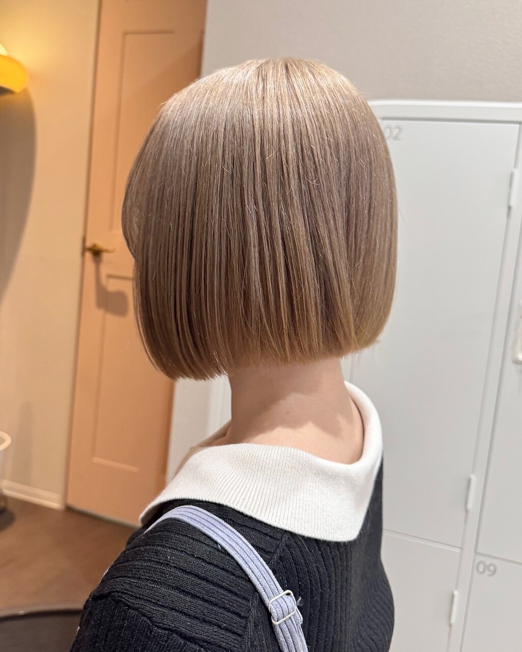 ピンクベージュ/ブリーチ/ボブ/表参道/原宿/女性美容師