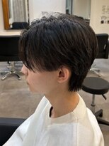 ヒュイル バイ ニアウ(Hwyl by Niau) MEN’S HAIR/ニュアンスパーマ/センターパートウルフ/伊勢崎市