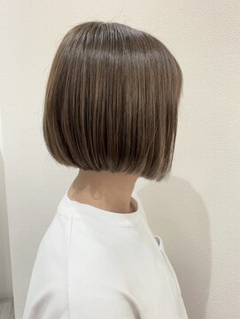 チャンス(CHAN.SE) 前下がりボブ