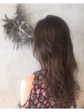 クリニー(klinik+RGB) 外国人風ロング