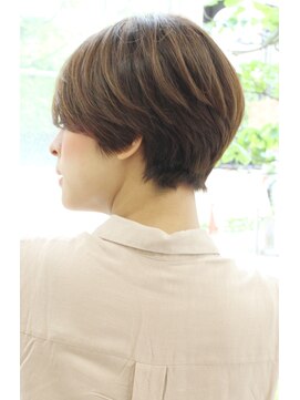 ラグエル(RAGUEL) 大人女性にオススメのショートヘア