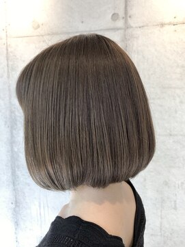 ダヴィン 中目黒(DaVin) 【DaVin 中目黒】王道内巻きボブ×ハイトーンベージュ