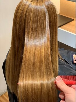 ロータス ヘアデザイン 西船橋店(Lotus Hair Design)の写真/話題の酸熱トリートメント導入！生まれ変わったような艶と柔らかな質感に♪虜になること間違いなし☆