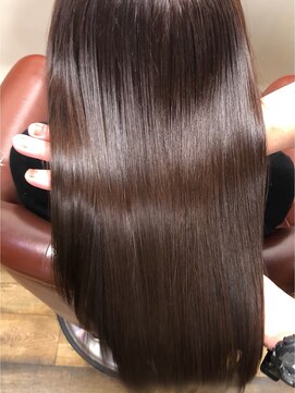 ファミーユ(famille) <famille>髪質改善