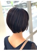 すっきり大人なショートボブ