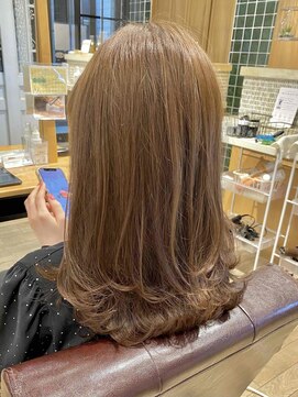 ヴァンクシー バイ ルナ(VANKCY by Luna) ミディアムヘア ショコラベージュ ボブルフ ベビーバング 小顔