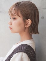 カライング(ing)&nbsp;大人可愛い20代30代40代黒髪前下がりひし形小顔ボブ丸みショート