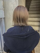 コマド(Comado)&nbsp;【冬スタイル★Check★】明るめオリーブグレージュ×大人外ハネ