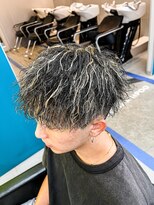 ダズルヘアラッシュ(DAZZLE hair RUSH)&nbsp;ハイライト×ツイストスパイラルパーマ