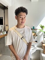 アイズ 海老名(AIZU) スパイキーショート ボックスショート 短髪 アップバング 眉毛