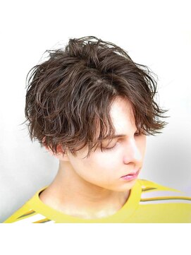 リップス 原宿(LIPPS) ツイストスパイラルセンターパート