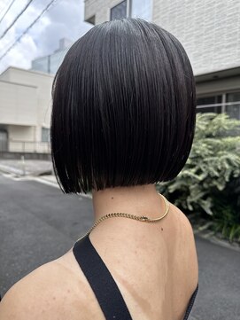 シュア(sure) 【ぱつっとあごラインボブ】style 北村 健太