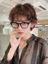 ショートウルフパーマ前髪パーマ　バングパーマ
