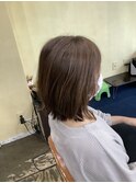 ナチュラルな白髪ぼかしハイライト