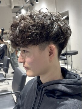 テクト バイアッシュ 吉祥寺店(Tect by Ash) スペインカールフリンジカットテーパーフェードスパイラルパーマ
