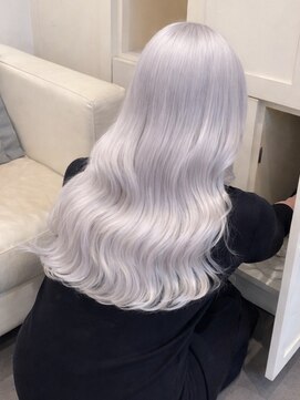 melt.tokyo【メルトトウキョウ】【4月中旬NEW OPEN(予定)】 インナーカラー/トリートメント/デザインカラー/ペールピンク