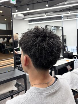 メンズサロンドットリアン(dot. lien) テーパーフェードスパイキーショート