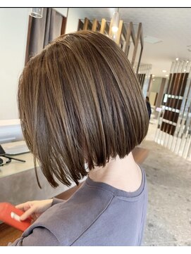 アース コアフュールボーテ 北小金店(EARTH coiffure beaute) ナチュラルミディアムボブ