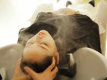 シータ 八王子(SHEETA)の写真/女性スタイリストのみの全席完全個室サロン♪頭皮環境を整え髪本来の美しさを！サブスク型サービスも充実◎