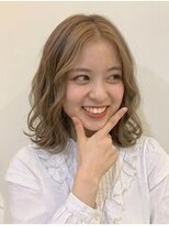 ケリーズグリーン(Kelly's Green)&nbsp;ウェーブヘア