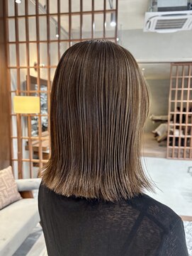 オーガニックトリコ 所沢(organic+tricot) 40代50代◎夏カラー◎大人ベージュハイライト×外はねボブ