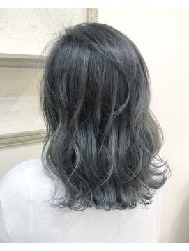 ケリーズグリーン(Kelly's Green) highlight×balayage×grage