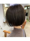 【オリーブアッシュ×ショートボブ】