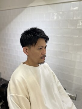 メリケンバーバーショップ フクオカ(MERICAN BARBERSHOP FUK) かきあげナチュラルフェード