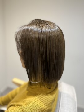 カルゥグラッシー(KALOU glassi) 透明感抜群◎グレージュインナー