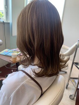 ヘアサロン ハレ(HAIR SALON HARE) 鎖骨プチレイヤーを外ハネ可愛く！