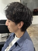 ヒュイル バイ ニアウ(Hwyl by Niau) メンズマッシュウルフパーマニュアンスパーマシャドウパーマ