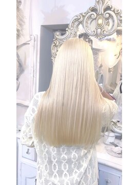 アルモワール(Armoire) ブロンド/ホワイトブロンド/抜きっぱなしブロンド/ケアブリーチ