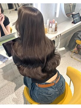 ローウェ 三軒茶屋(Louwe) 三軒茶屋/System/ブリーチ/韓国/髪質改善._.