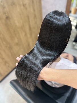 ニドミ 市ヶ尾店(Nidomi) 顔型診断カット×髪質改善×縮毛矯正