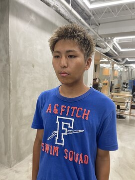 ソーコ 渋谷(SOCO) メンズカットメンズショートスパイキーショートピンパーマ渋谷