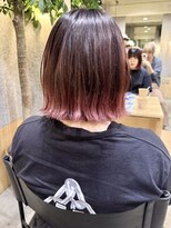 コモン(common)&nbsp;ピンク裾カラーとボブ