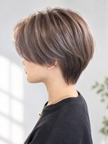 ラチュ(LACHU)&nbsp;大人っぽいナチュラルショートボブ