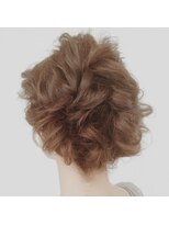 コレット(COLETTE)&nbsp;ギブソンタック パーティー クラシカル ヘアアレンジ 外国人風