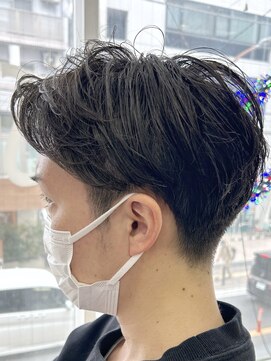 ヘッズ 本八幡店(HEADS) MEN'S HAIR センターパート ツイストスパイラル コンマヘア