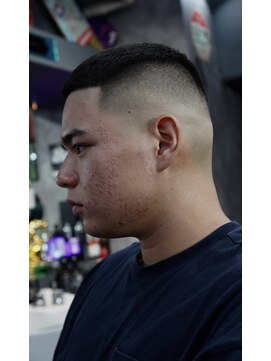 ツークツワンク バーバー 新宿(ZUG2WANG BARBER) EG Buzz